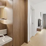 Skypark Elite Suite, View ,free Parking Apartment Bratislava