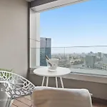 Apartment Skypark Elite Suite, View ,free Parking Bratislava