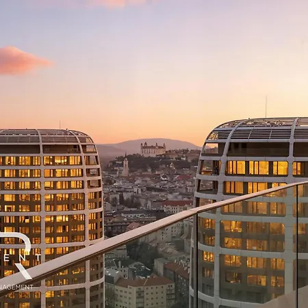 Apartment Skypark Elite Suite, View ,free Parking Bratislava