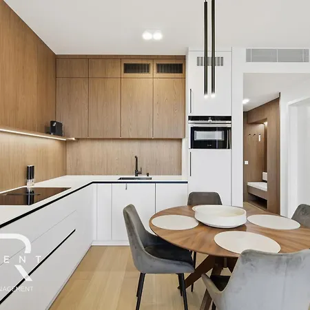 Skypark Elite Suite, View ,free Parking Apartment *