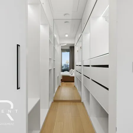 Skypark Elite Suite, View ,free Parking Apartment *
