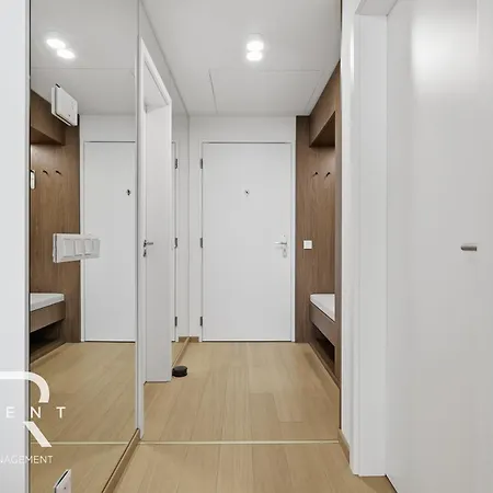 Apartment Skypark Elite Suite, View ,free Parking