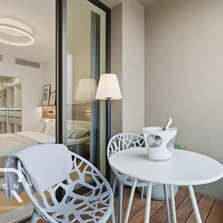 Skypark Elite Suite, View ,free Parking Apartment