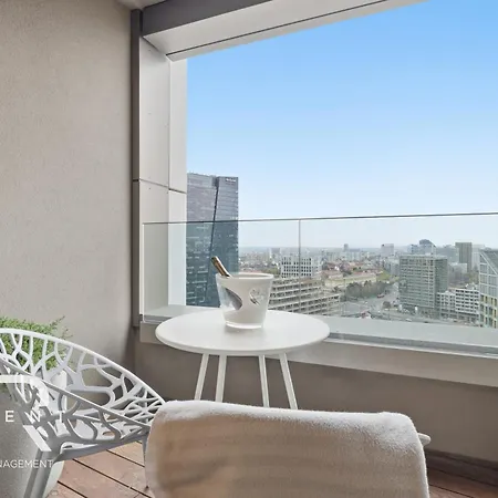 Apartment Skypark Elite Suite, View ,free Parking Bratislava