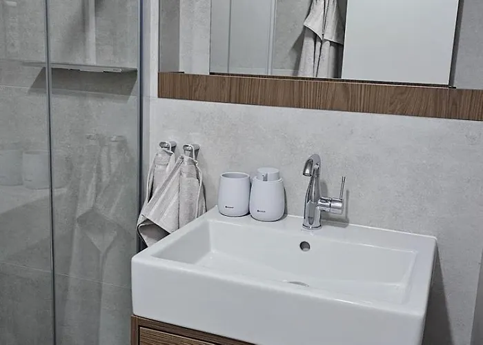 Skypark Elite Suite, View ,free Parking דירה