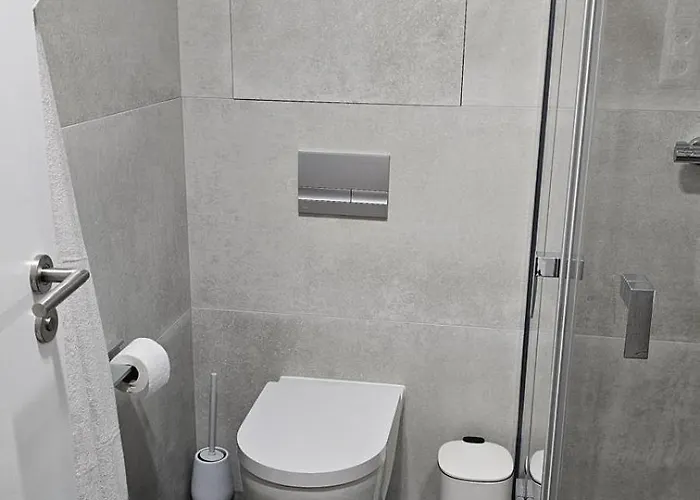 Skypark Elite Suite, View ,free Parking * ברטיסלאבה