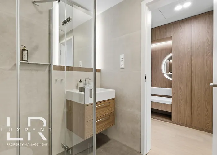 Skypark Elite Suite, View ,free Parking *