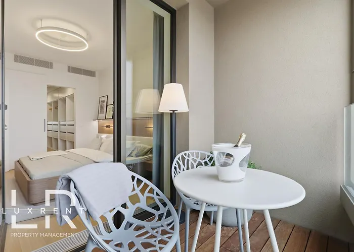 Skypark Elite Suite, View ,free Parking דירה *