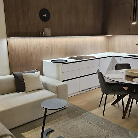 Skypark Elite Suite, View ,free Parking Apartmán *