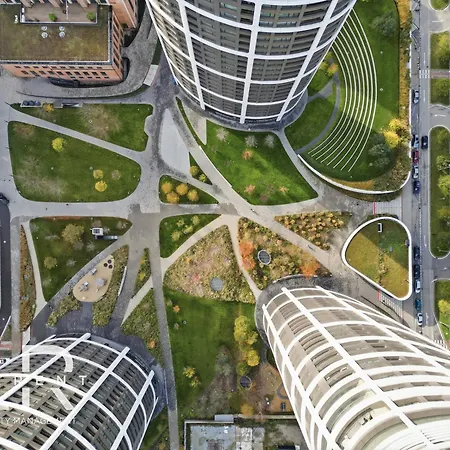 شقة Skypark Elite Suite, View ,free Parking براتسيلافا