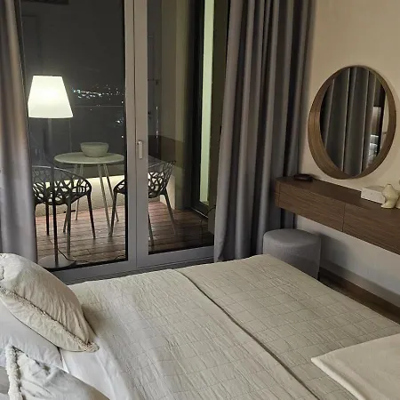 Skypark Escape With Balcony Апартаменты Братислава