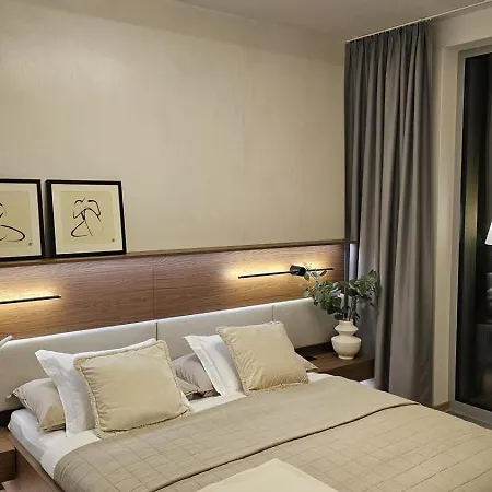Апартаменты Skypark Escape With Balcony Братислава